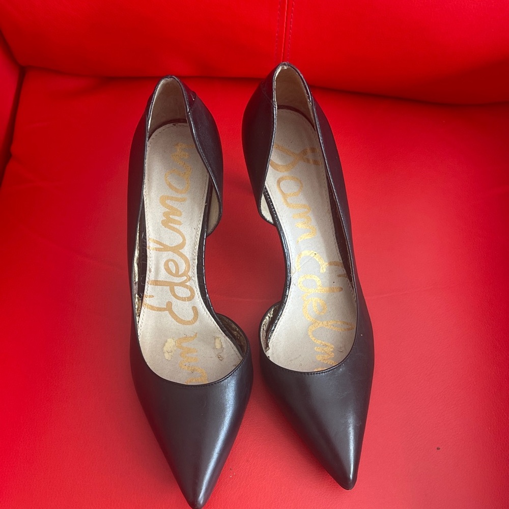 Sam Edelman Black Pointed Toe Pumps